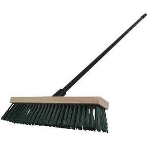 number 8 garden broom - outdoor brushware mitre 10™