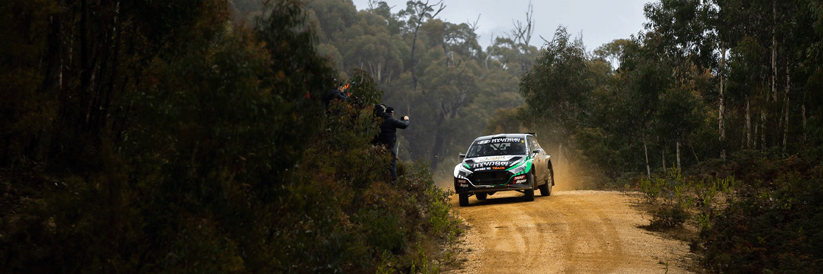 Paddon and Kennard keep focus for ARC Adelaide rally